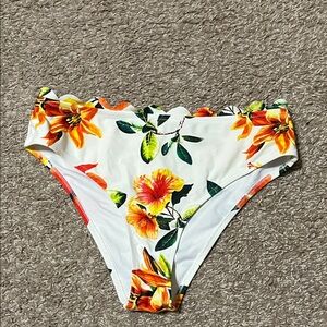 Cupshe Tropical Floral Bikini Bottoms